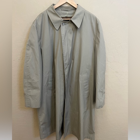 London fog Trench Coat - Picture 1 of 9